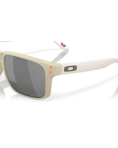 Сонцезахисні окуляри Oakley Holbrook Latitude Collection Matte Sand/Prizm Black (OO9102-Y155)