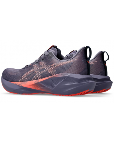 Чоловічі кросівки для бігу Asics NOVABLAST 5 (1011B974-500) розмір 40.5