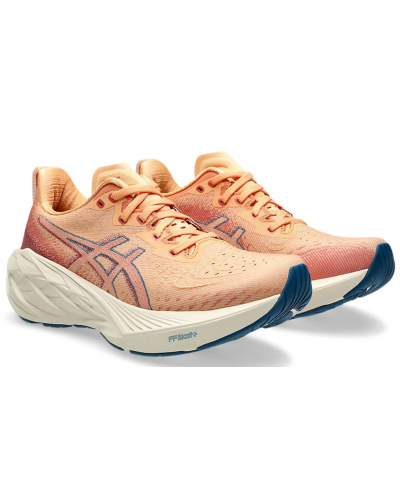 Жіночі кросівки для бігу Asics NOVABLAST 4 (1012B510-800) рожевий колір, розмір 37