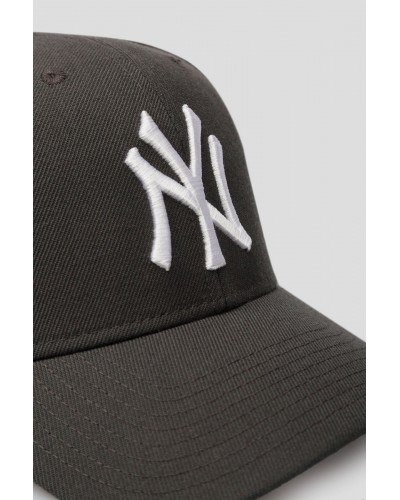 Кепка 47 Brand Yankees (B-MVPSP17WBP-CC)