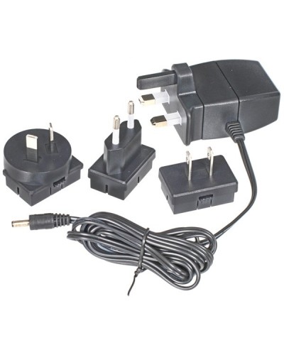 Зарядное устройство PowerTraveller Universal Travel Charger (UTC001)