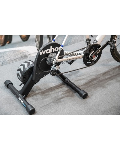 Велотренажер Wahoo Fitness KICKR Core Smart Trainer