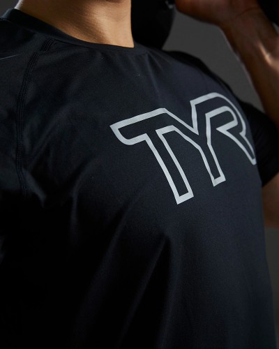 Футболка чоловіча з короткими рукавами TYR Men's ClimaDry Big Logo Tech Tee - Solid (MPTRSL3A-001)