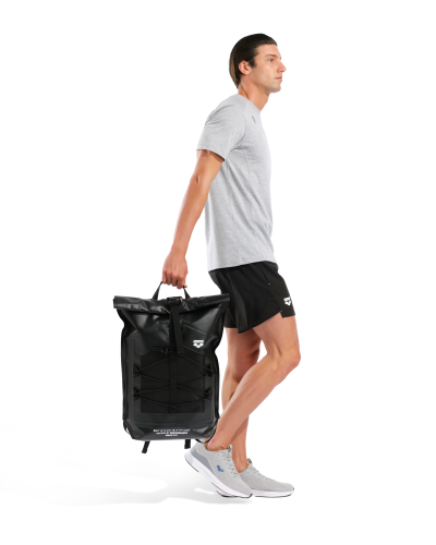 Рюкзак водонепроникний Arena Dry Backpack 30L (011056-100) чорний 30L